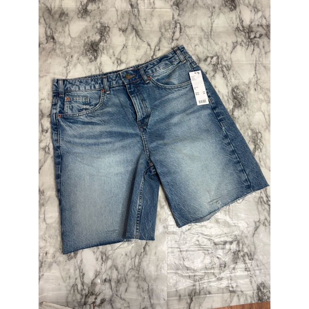 BDG Light Wash Cutoff Denim Shorts blue Jean summer casual size 29 NWT